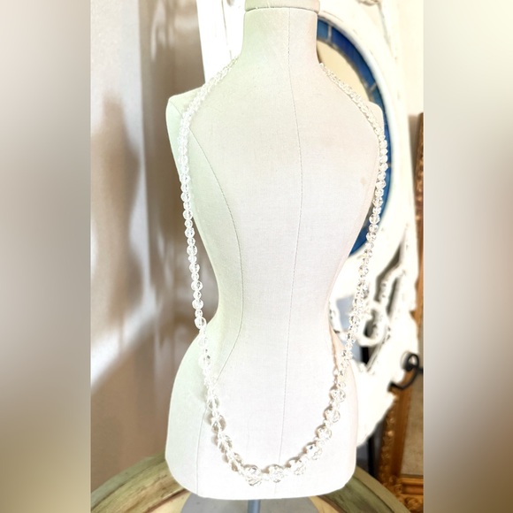 Vintage Deco Crystal Clear Necklace - Picture 3 of 17